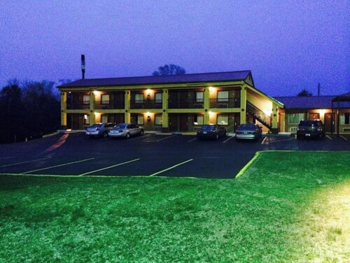 Duffys Motel Calhoun by Hotel O GA I-75