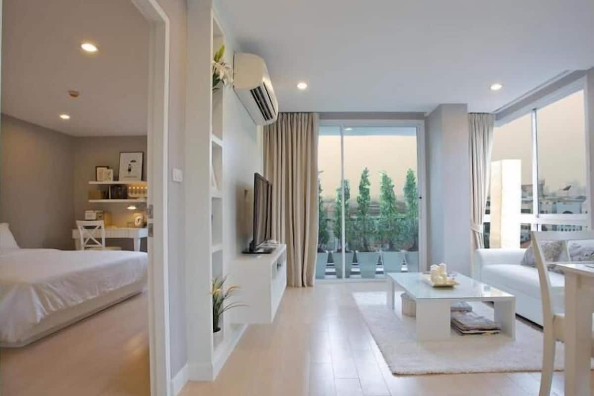 Χρηματοκιβώτιο στο δωμάτιο, δωρεάν Wi-Fi, κλινοσκεπάσματα