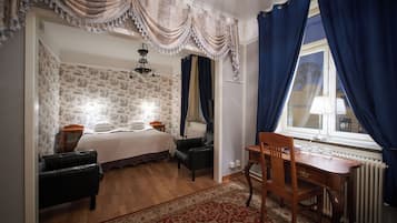 Phòng 3 | Chăn bông, nệm có lớp đệm bông, trang trí khác biệt