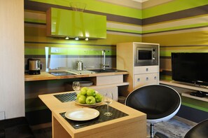 Apartment, 2 Bedrooms, Balcony | In-room dining - La Gioia Kazimierz Modern Apartments (Kraków)