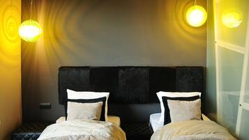 Apartment, 2 Bedrooms, Balcony | Individually decorated, individually furnished, iron/ironing board