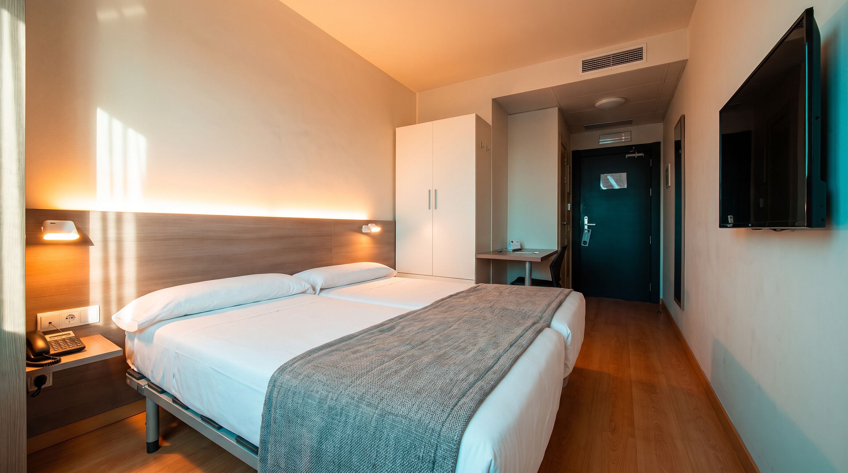 Habitación estándar | Caja fuerte, wifi gratis, ropa de cama