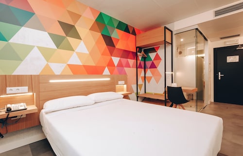 ベェルティス ルームスペース マドリード