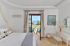 Standard Double or Twin Room | Hypo-allergenic bedding, in-room safe, iron/ironing board, travel crib - Vasilaras Hotel (Agistri)