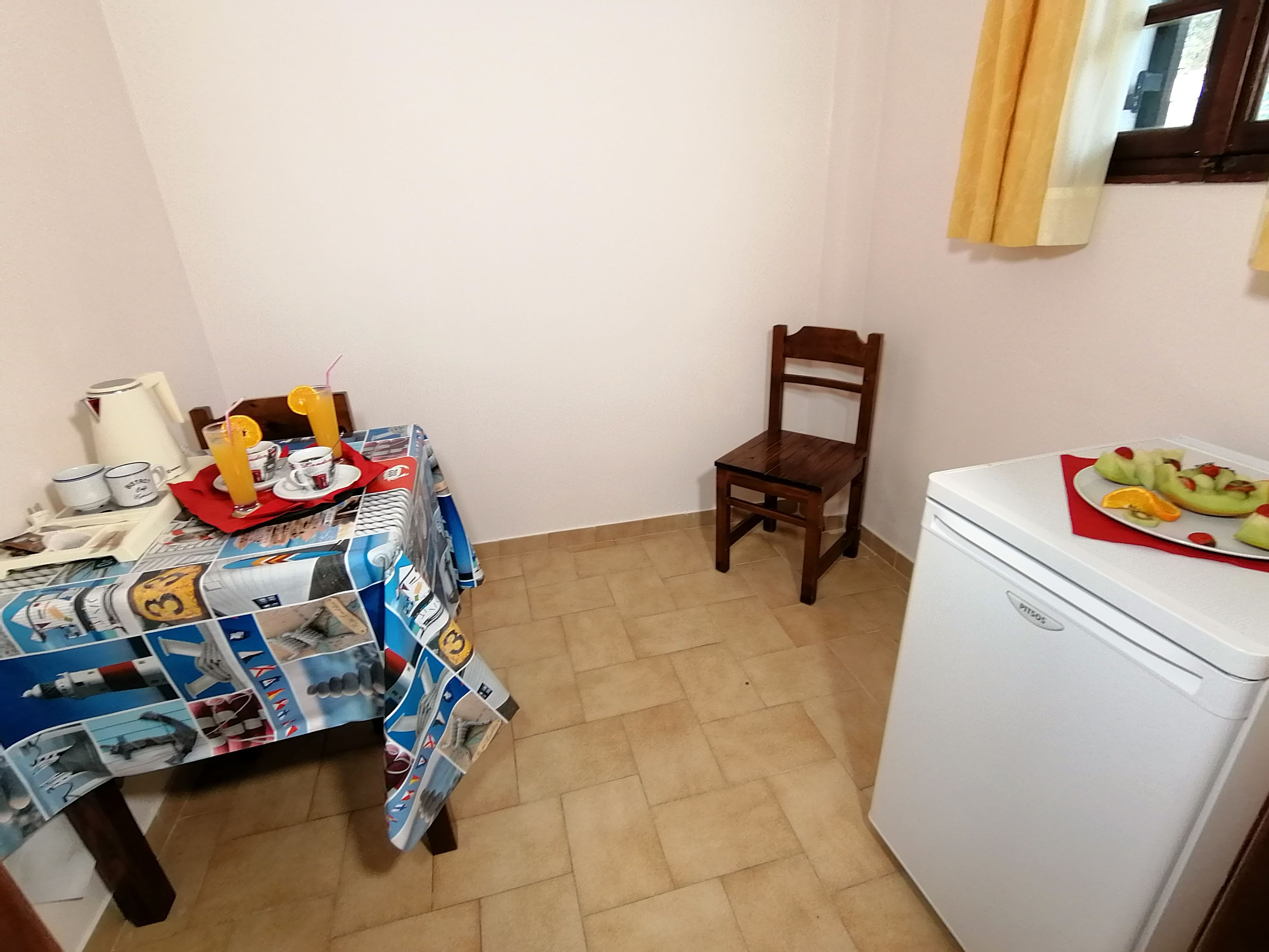 family room | free wifi