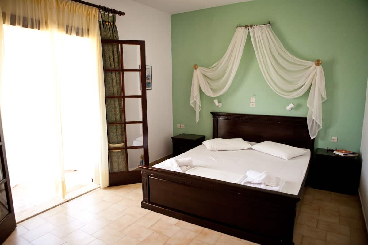 Standard-Doppel- oder -Zweibettzimmer