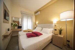 Superior Twin Room | Premium bedding, in-room safe, cribs/infant beds, free WiFi - Hotel Ostuni (Rimini)