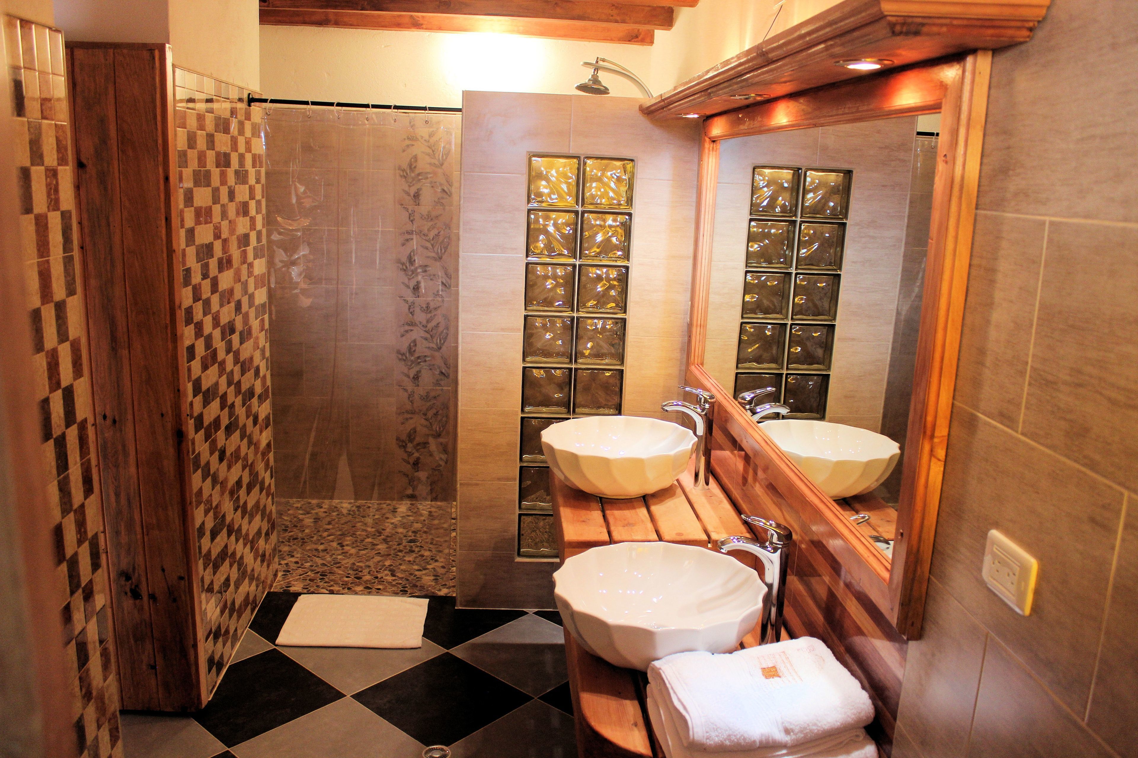 junior suite, fireplace | bathroom | separate bathtub and shower, jetted bath, hydromassage showerhead