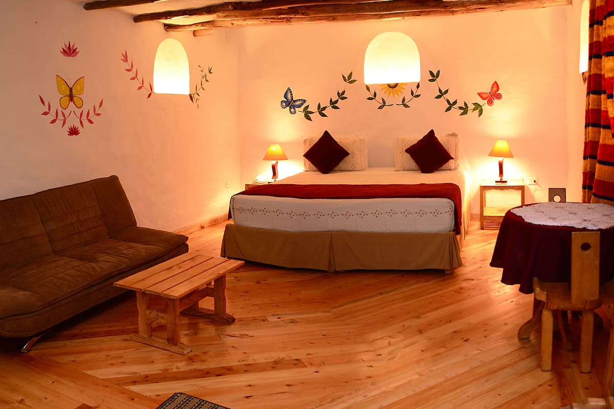 junior suite, fireplace (family) | egyptian cotton sheets, premium bedding, down duvets