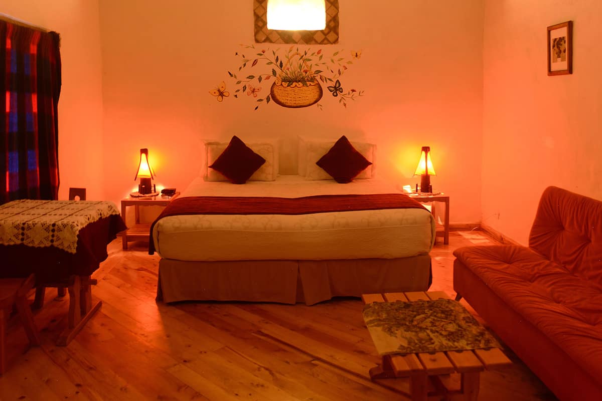 superior suite, jetted tub (family) | egyptian cotton sheets, premium bedding, down duvets