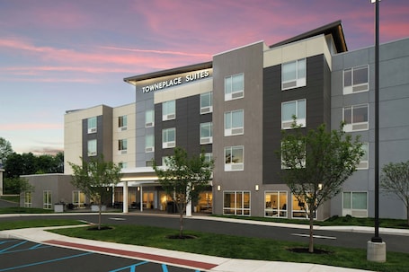 Exterior. TownePlace Suites by Marriott Allentown West