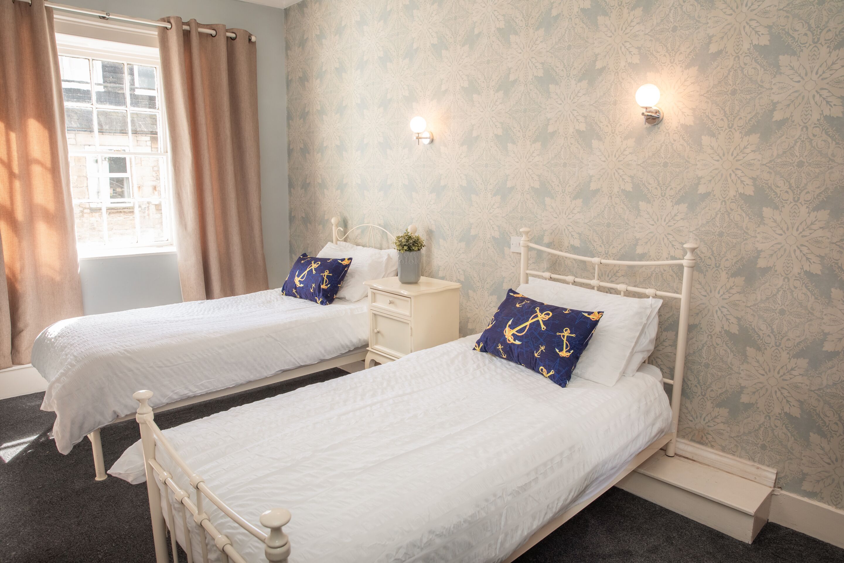 Twin Room, Ensuite | Individually decorated, iron/ironing board, free WiFi