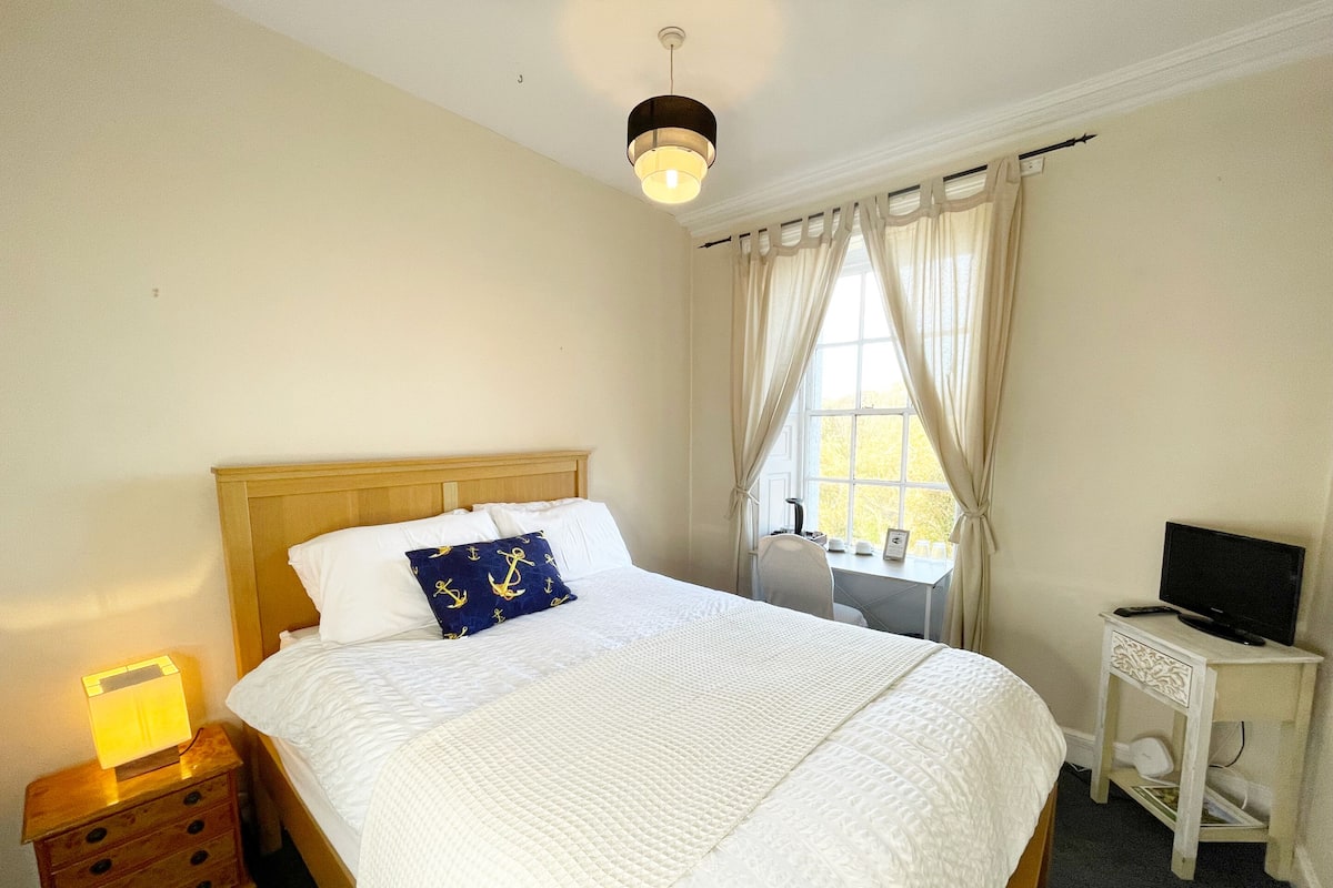 Doppelzimmer, eigenes Bad (Separate Private Bathroom)