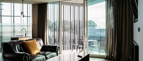 King Henry Suite | City view