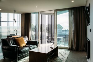 King Henry Suite - 2 bedrooms | City view