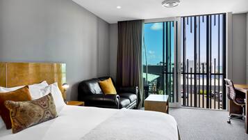 Premium Suite | Premium bedding, minibar, in-room safe, individually decorated