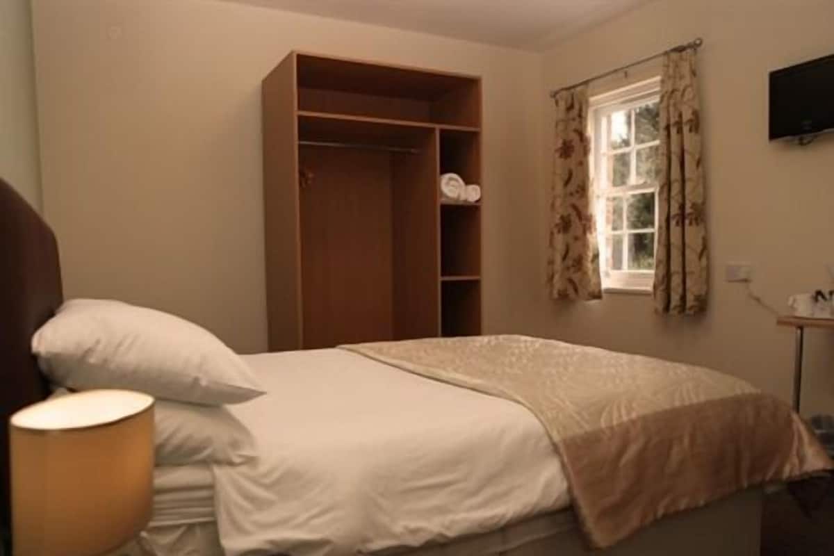 Doppelzimmer, mit Bad ((1st Floor))