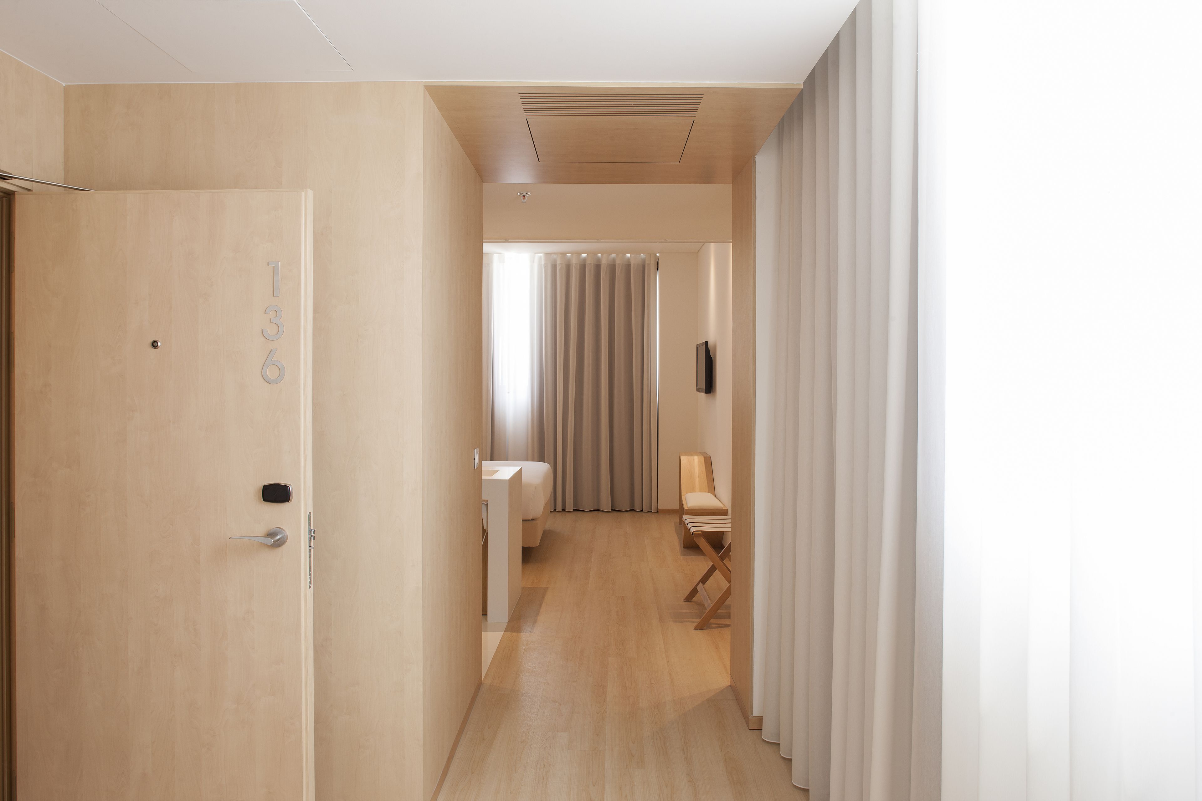 1 bedroom, minibar, in-room safe, desk