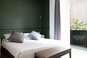 Standard Double Room, 1 Bedroom | Down duvets, minibar, in-room safe, individually decorated - Hotel Orso Bruno (Carate Urio)
