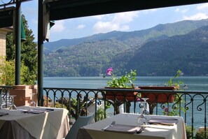View from property - Hotel Orso Bruno (Carate Urio)