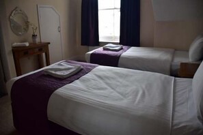 Twin Room, 2 Single Beds, Non Smoking - Stones Hotel Bar & Restaurant (Minehead)