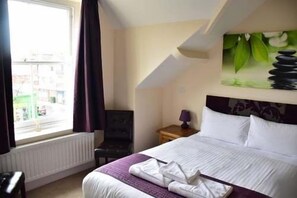 Family Room, Multiple Beds, Non Smoking - Stones Hotel Bar & Restaurant (Minehead)
