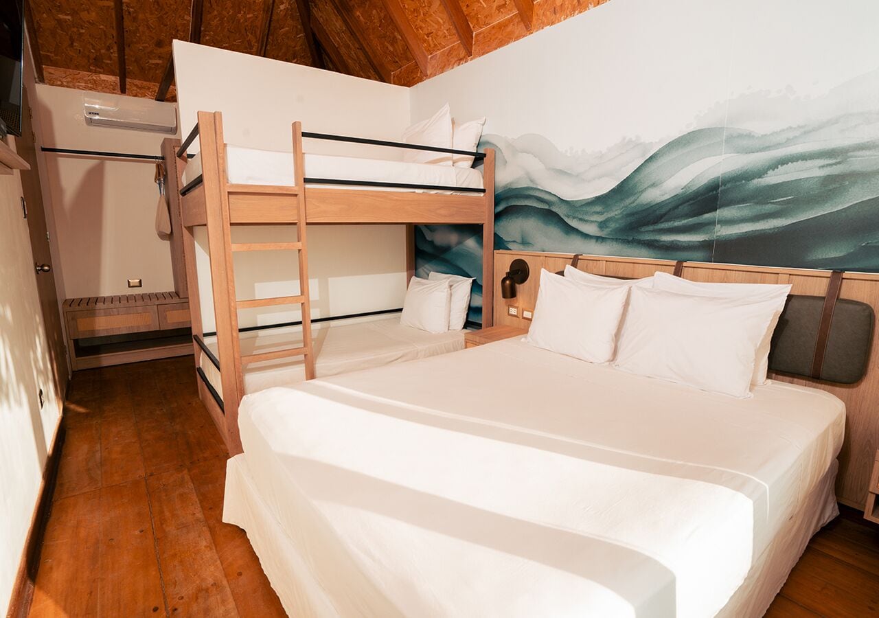 Familie bungalow | Een minibar, een kluis op de kamer, gratis wifi, beddengoed