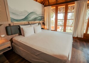 Familie-bungalow, flere senger, hageutsikt | Minibar, safe på rommet, wi-fi (inkludert) og sengetøy