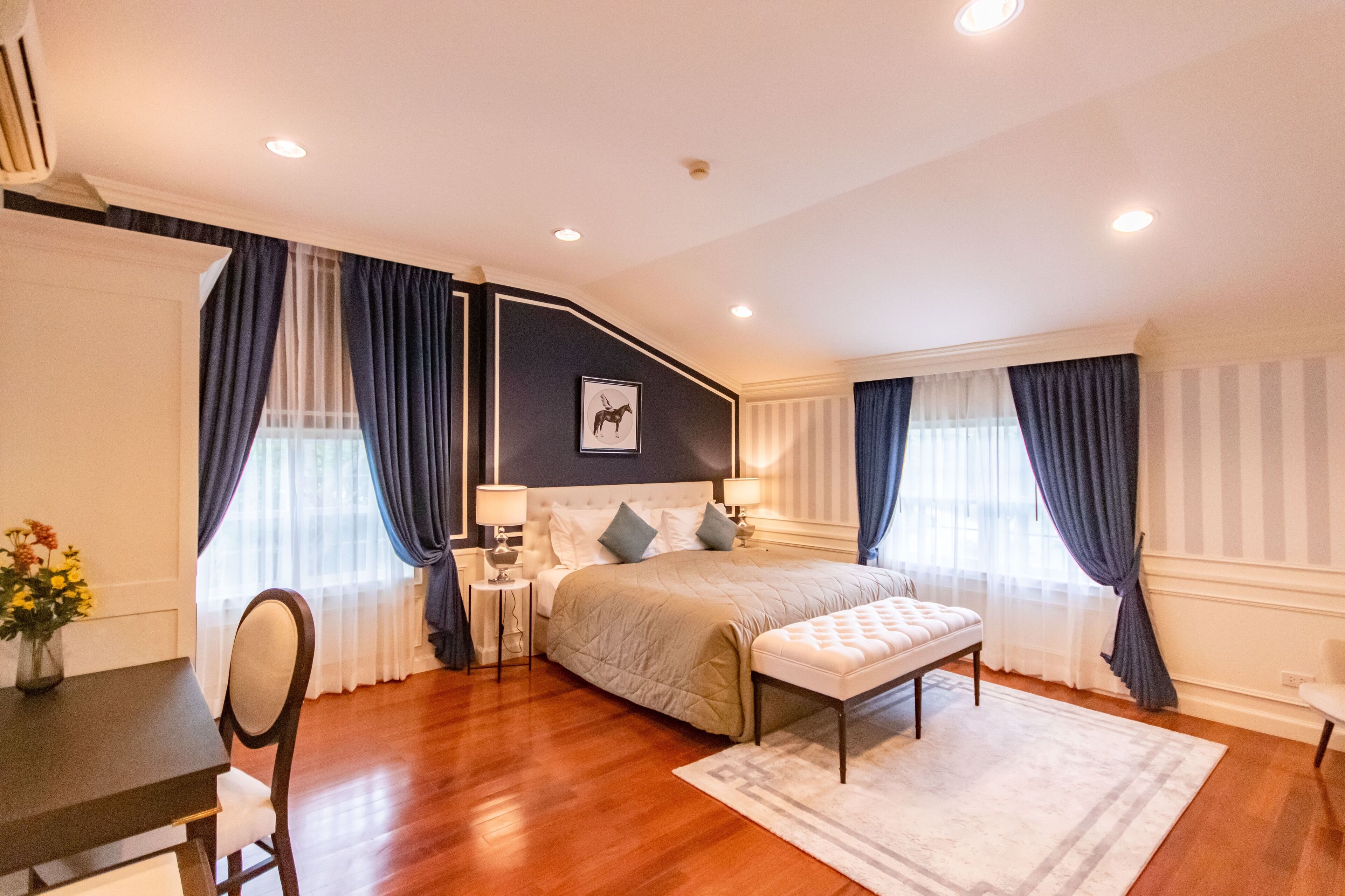 Signature Two Bedrooms | Minibar, in-room safe, desk, blackout curtains