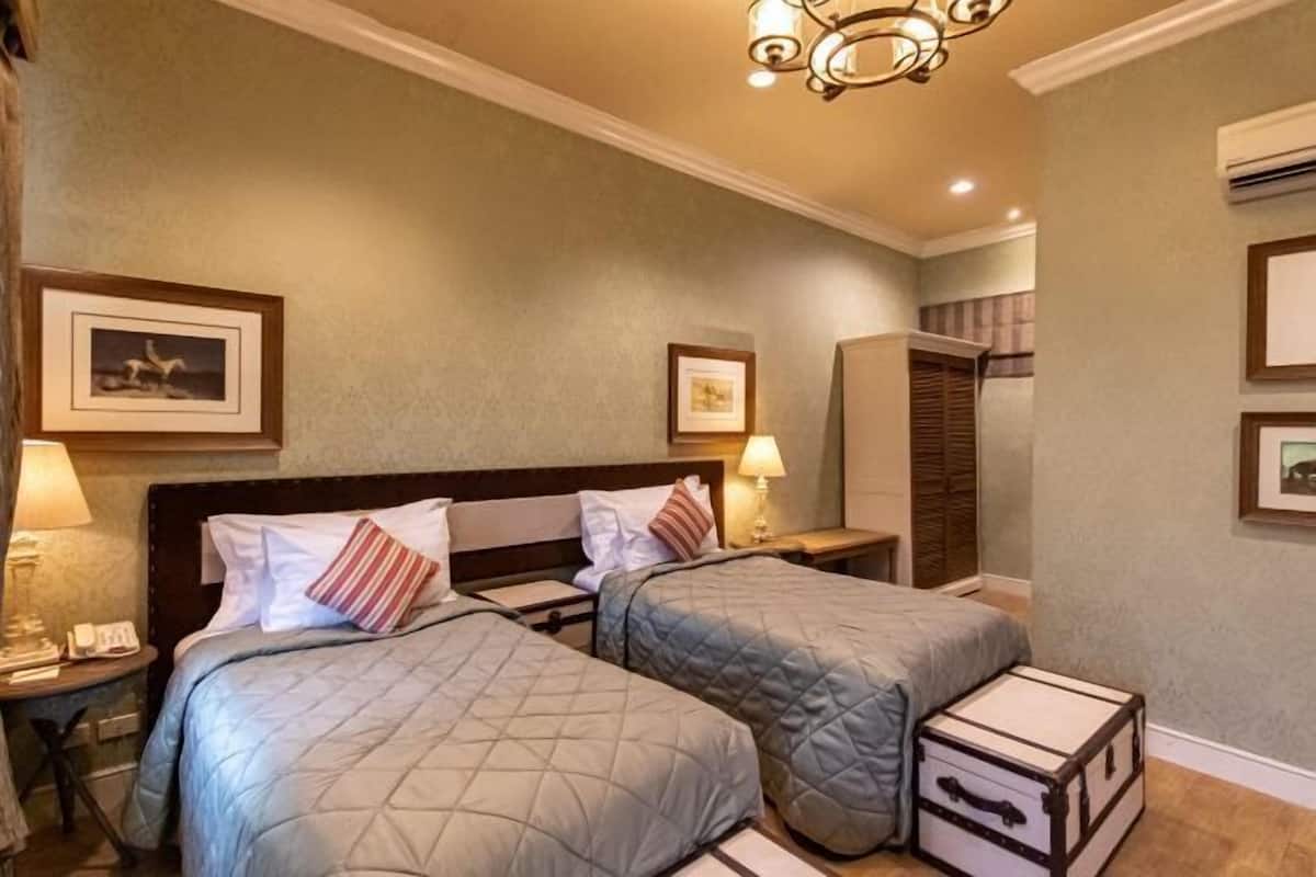 1 bedroom, minibar, in-room safe, desk