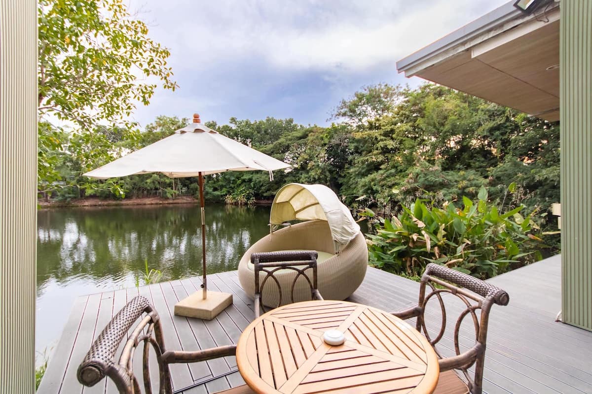 two bedrooms villa | terrace/patio