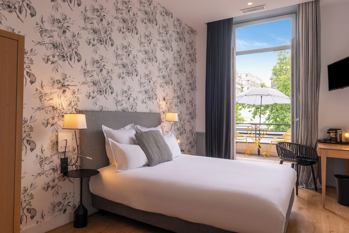 Chambre Supérieure Double ou avec lits jumeaux | Literie de qualité supérieure, coffres-forts dans les chambres, bureau