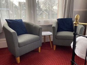 Standard Double Room, 1 King Bed, Mountain View