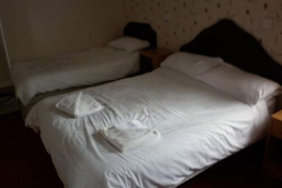 Suite, baño en la habitación (Small)