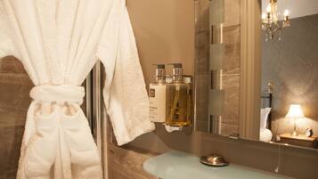 Classic Double Room, Ensuite (Ryedale) | Bathroom