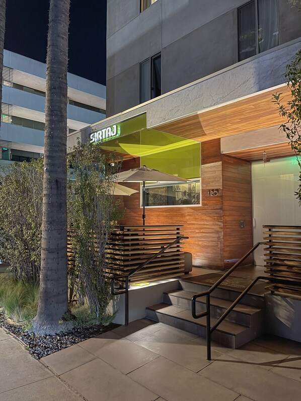 Front of property - evening/night - SIRTAJ - Beverly Hills (Beverly Hills)