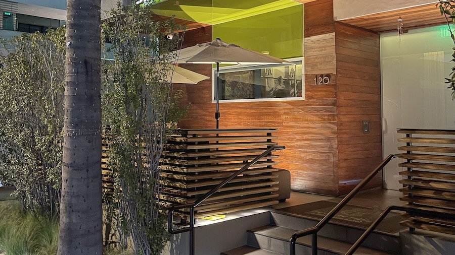 SIRTAJ - Beverly Hills