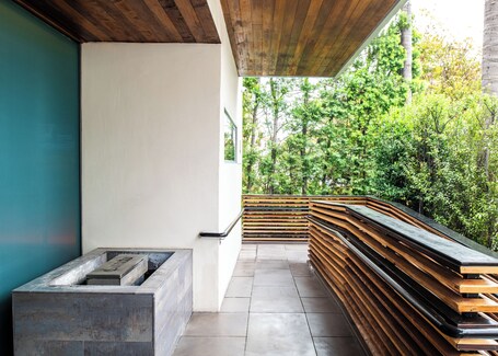 SIRTAJ - Beverly Hills - view 2