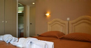 In-room safe, blackout drapes, soundproofing, free WiFi - Hotel Palladion (Rethymno)