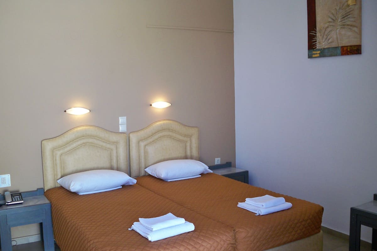 in-room safe, blackout curtains, soundproofing, free wifi