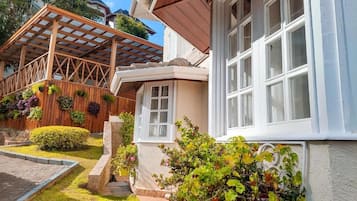 Fachada de la propiedad