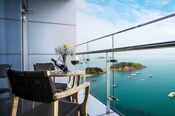 Premium bedding, minibar, in-room safe, individually decorated