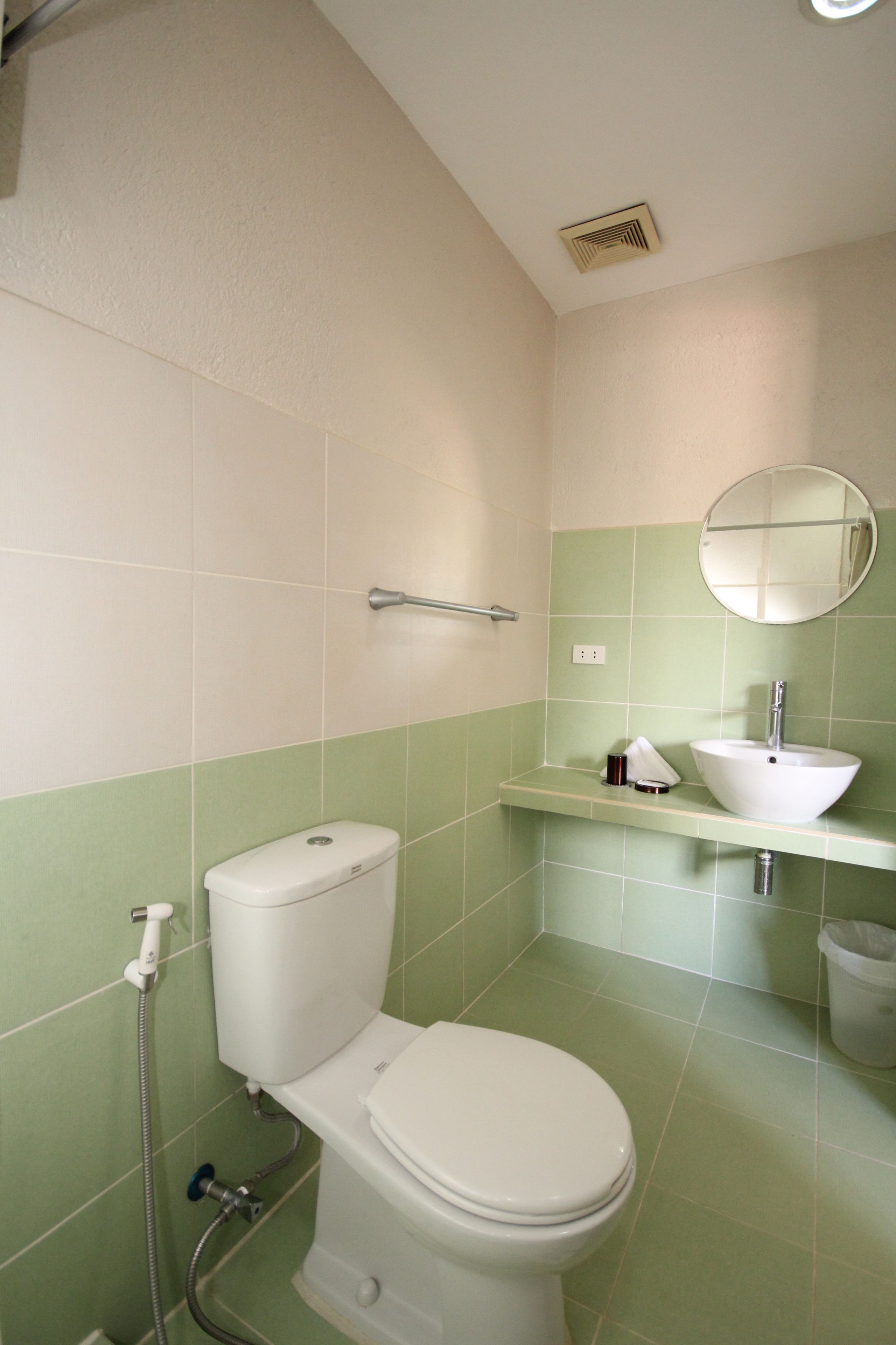 superior twin room | bathroom | shower, rainfall showerhead, free toiletries, bidet