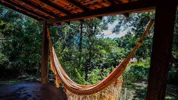 Standard Chalet | Pillowtop beds, minibar