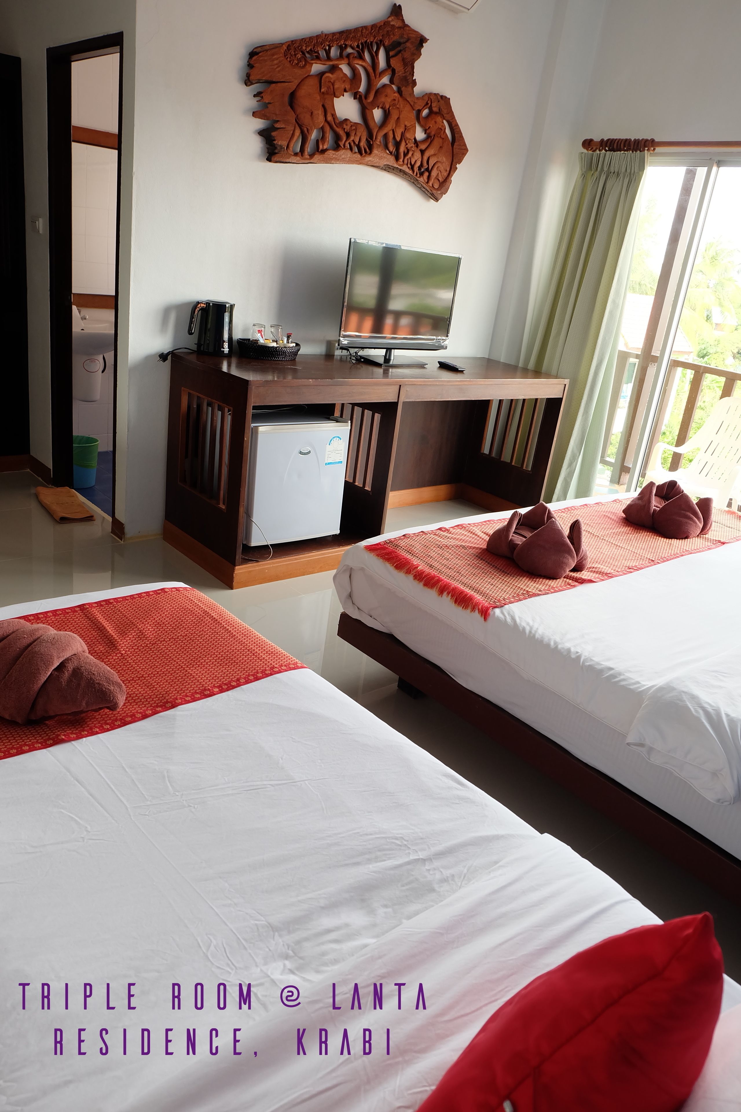 deluxe room (triple) | free wifi