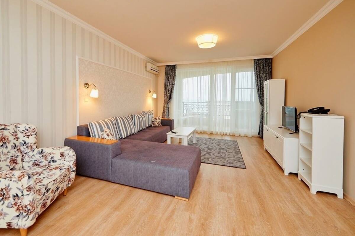 Comfort Apartment, 1 Bedroom, Sea View | Living room | LCD TV