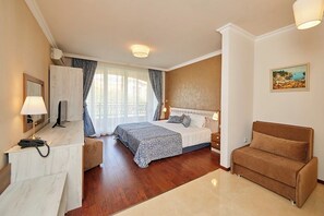 Dobbelt- eller tomannsrom – standard | Lydisolert, wi-fi (inkludert) og sengetøy