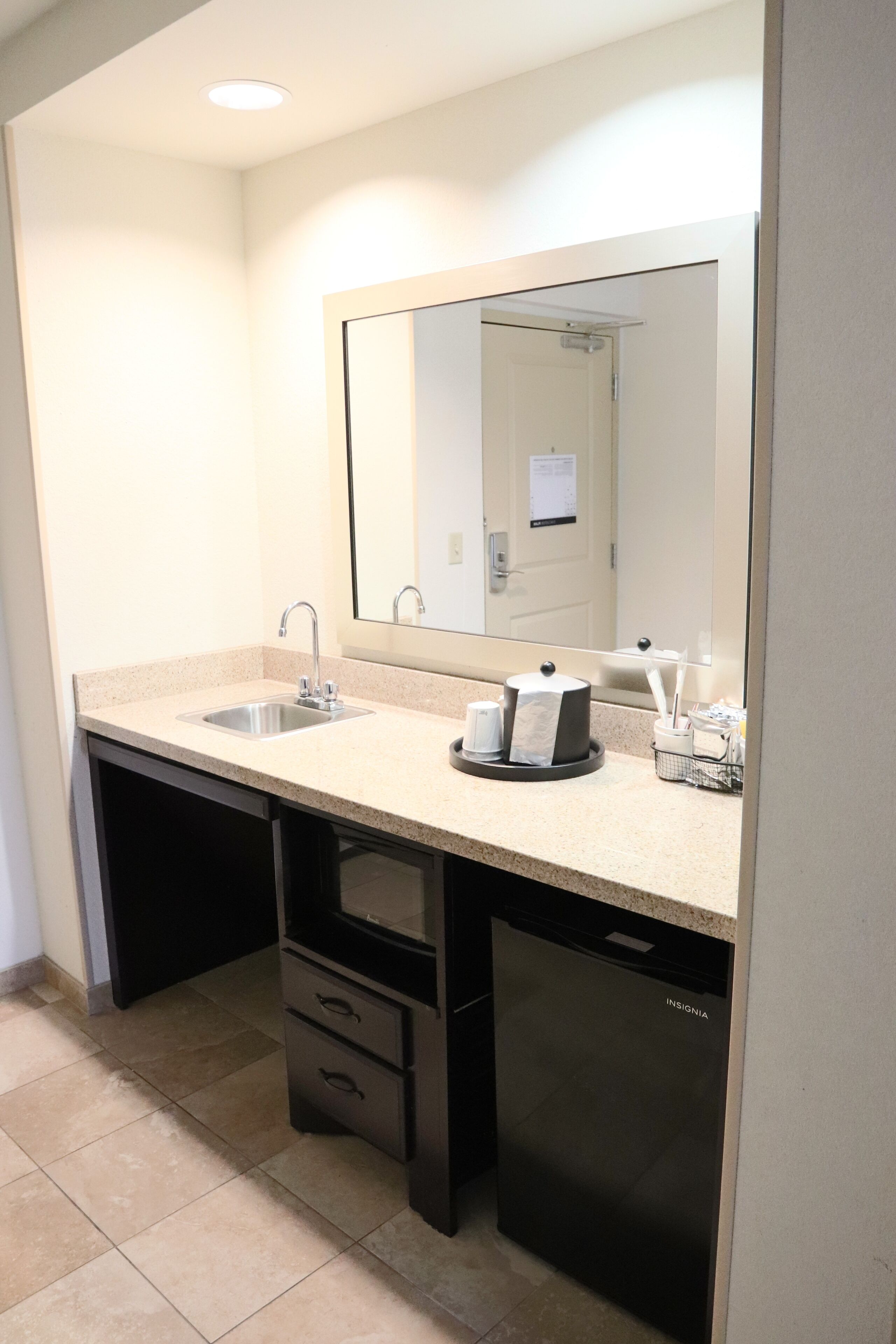 studio, one king bed | private kitchen | mini-fridge, microwave, coffee/tea maker