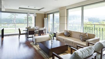 ๊ฐ์ค์์ ๋ณด์ด๋ ์ ๋ง