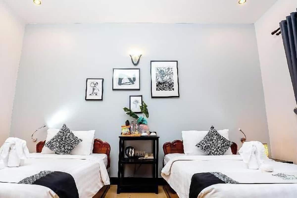 In-room safe, individually decorated, individually furnished, desk